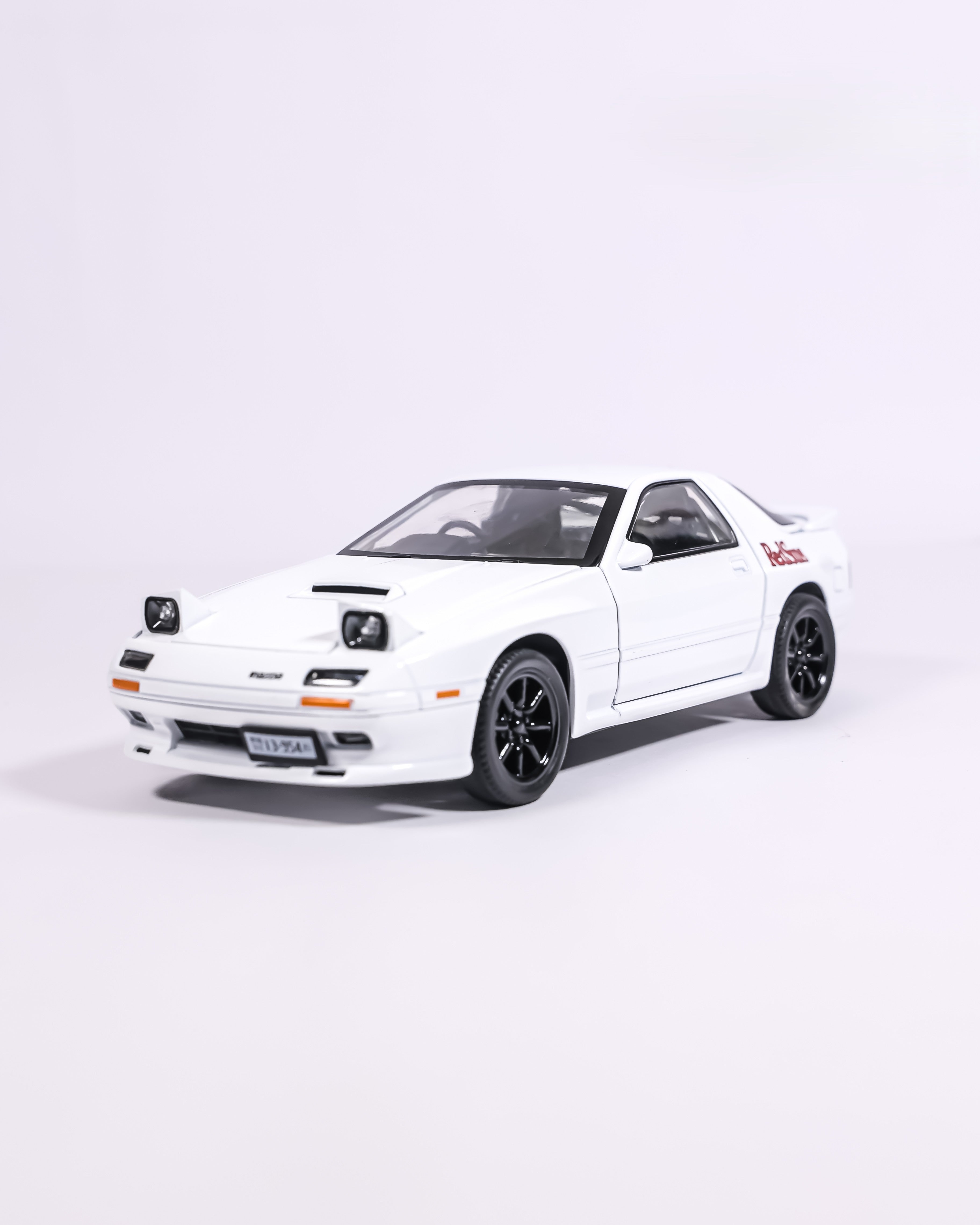 1:24 Mazda RX-7 FC RedSuns Diecast Model Car – Opening Doors, Hood & Trunk